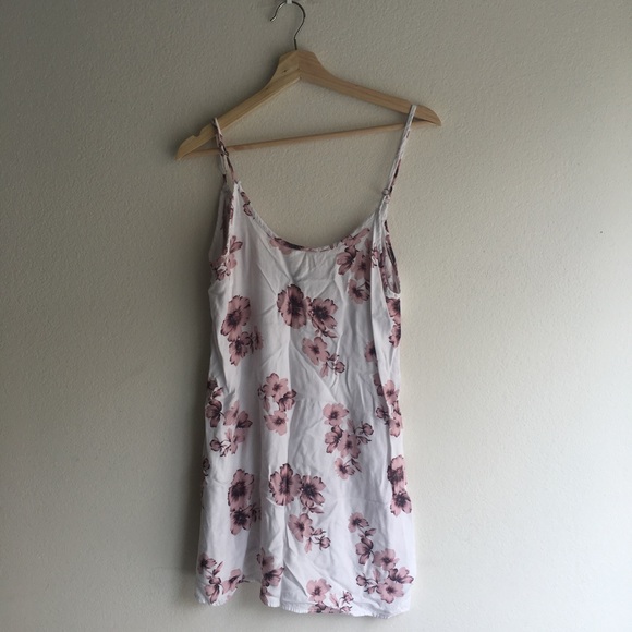 Brandy Melville Jada floral dress - Picture 2 of 4